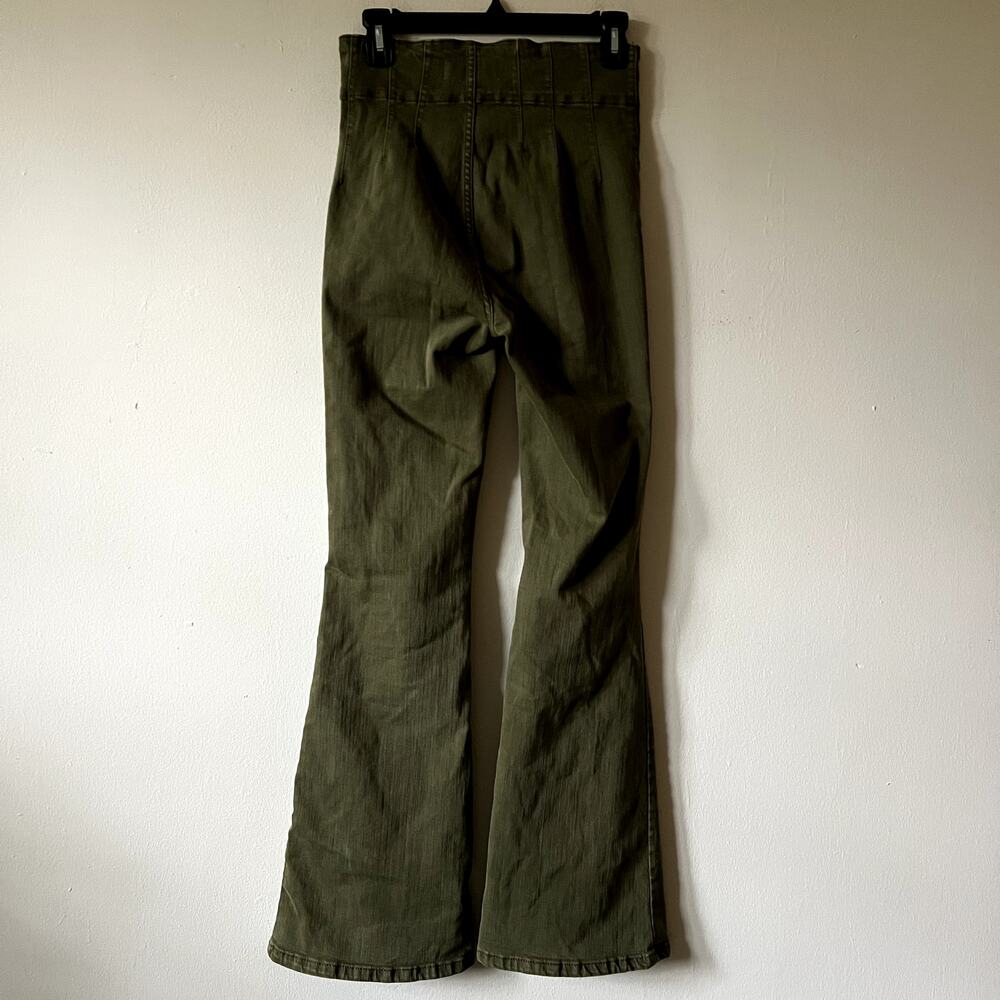 Free People We The Free Jayde Flare Jeans green Size 27 CLM - Picture 4 of 6